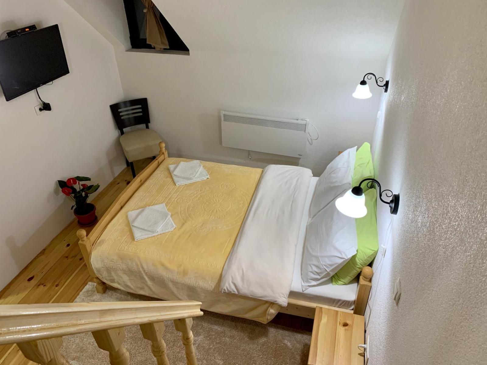 B&B Izvor Zabljak  Ruang foto