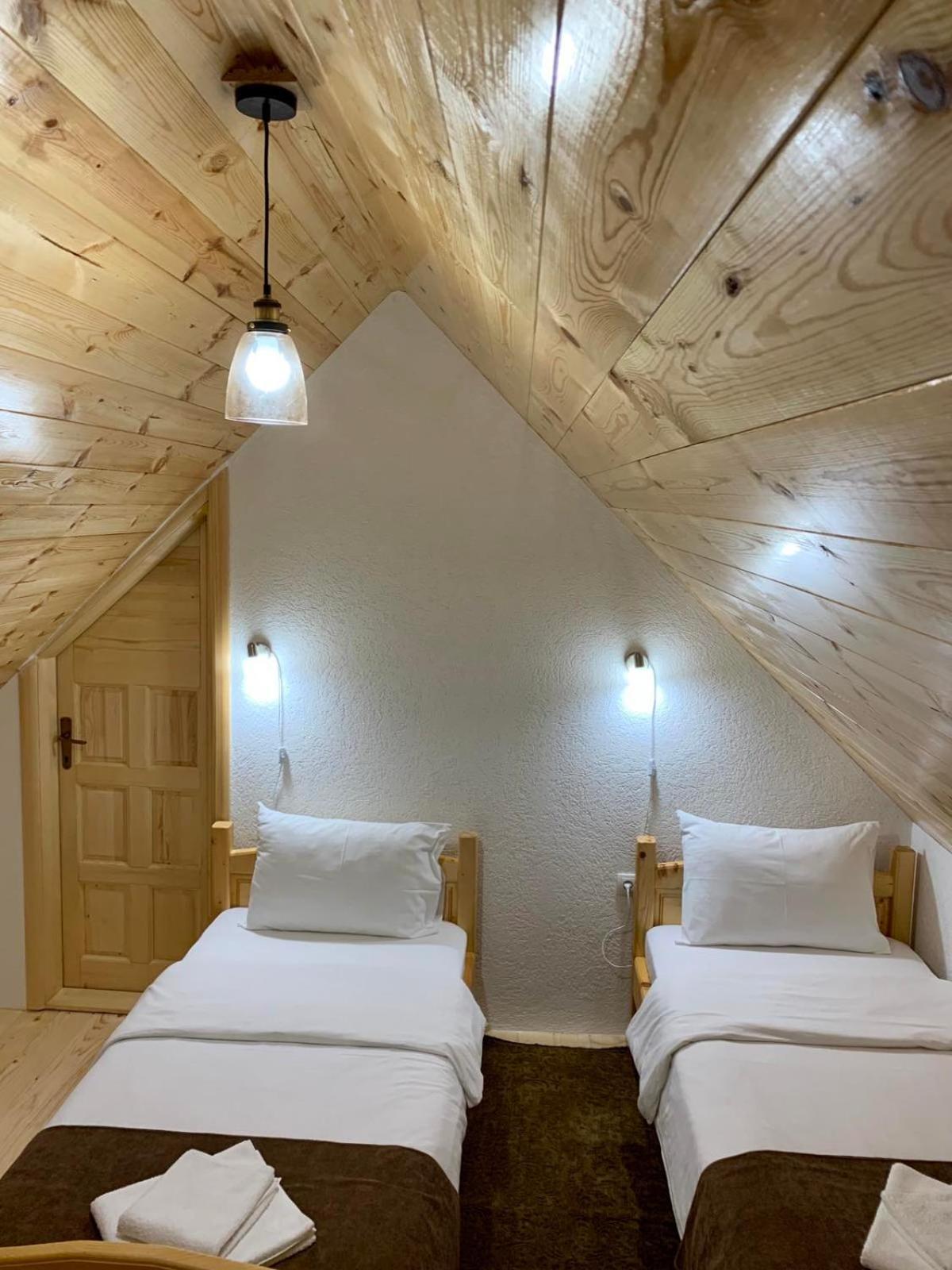 B&B Izvor Zabljak  Ruang foto
