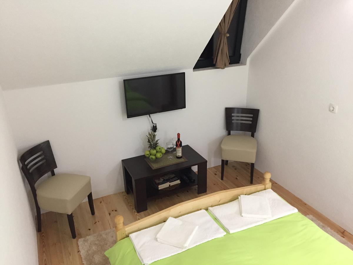B&B Izvor Zabljak  Bagian luar foto