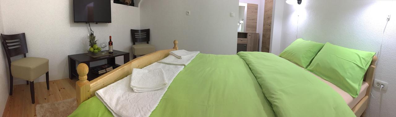 B&B Izvor Zabljak  Bagian luar foto
