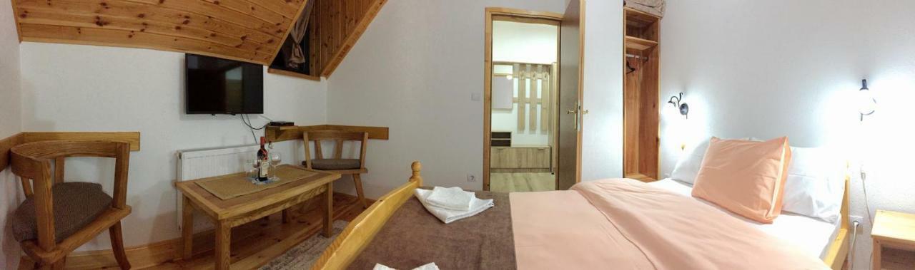 B&B Izvor Zabljak  Bagian luar foto